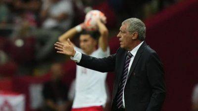 Poland part ways with coach Santos