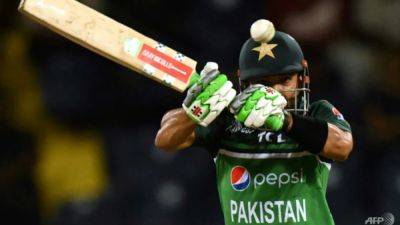 Babar Azam - Star - Iftikhar Ahmed - Rizwan propels Pakistan to 252-7 against Sri Lanka - channelnewsasia.com - India - Sri Lanka - Pakistan