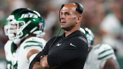 Aaron Rodgers - Robert Saleh - Jets center recalls devastating moment Robert Saleh learned of Aaron Rodgers injury: 'It was shocking' - foxnews.com - New York - state New Jersey - county Rutherford