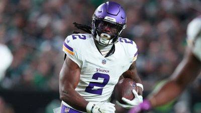 Tim Nwachukwu - Vikings' Alexander Mattison shares racist direct messages sent to him after loss to Eagles: 'This is not OK' - foxnews.com - county Eagle - state Minnesota - Instagram