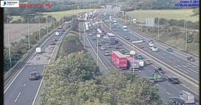 BREAKING: SIX-MILE queues on M6 near Greater Manchester following crash - latest updates - manchestereveningnews.co.uk - county Cheshire