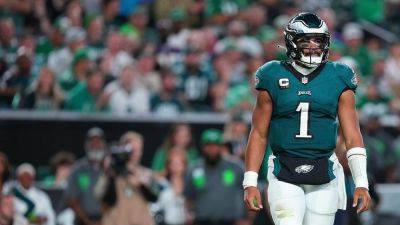 Nick Sirianni - Jalen Hurts - Mitchell Leff - Eagles downplay heated sideline spat between Jalen Hurts, AJ Brown: 'Everybody wants to make plays' - foxnews.com - county Eagle - state Minnesota
