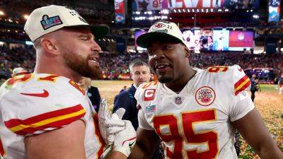 Patrick Mahomes - Travis Kelce - Adam Schefter - Chris Jones - Star - Chiefs stars Travis Kelce, Chris Jones will make season debuts in Week 2 matchup against Jaguars - foxnews.com - county Eagle - Los Angeles - state Arizona - state Missouri