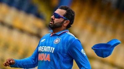 Watch: Rohit Sharma Forgets India's Team Changes Against Bangladesh At Toss - Video Goes Viral