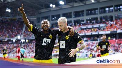 Borussia Dortmund - Marco Reus - Bundesliga - Freiburg Vs Borussia Dortmund: Comeback, Die Borussen Menang 4-2 - sport.detik.com