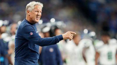 Pete Carroll - Jared Goff - Seahawks' Pete Carroll explodes on ref after penalty called on Geno Smith - foxnews.com - county Ford