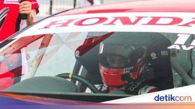 ISSOM 2023: Dua Pebalap Honda Racing Indonesia Juara Putaran 4