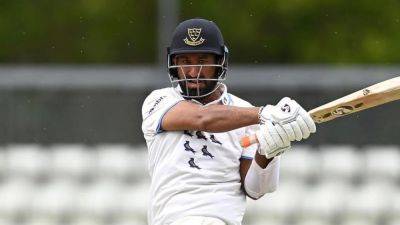 Cheteshwar Pujara - Cheteshwar Pujara Suspended For One Game After Sussex Docked 12 Points For 'On-Field Behaviour' - sports.ndtv.com - India - county Durham