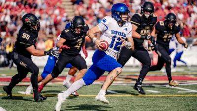 Montreal Carabins upset No. 1 Laval Rouge et Or in Week 4 of U Sports football - cbc.ca