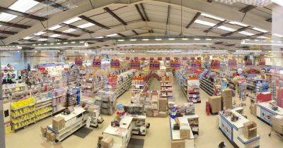 Beloved cash and carry party suppliers to close down after 27 years in business - manchestereveningnews.co.uk - Britain