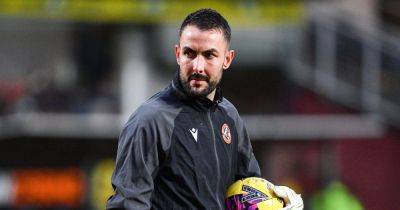 Jim Goodwin - Mark Birighitti sees Dundee United exit shot to Israel collapse as keeper fails to agree deal - dailyrecord.co.uk - Scotland - Australia - Israel - Instagram