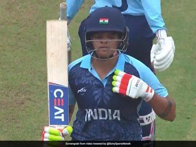Shafali Verma - Watch: Shafali Verma Creates History, Becomes First Indian Player To Score Fifty At Asian Games - sports.ndtv.com - India - Malaysia
