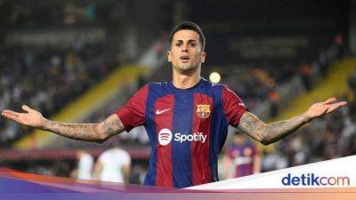 Joao Cancelo - Liga Spanyol - Joao Cancelo Sebut Kepindahannya ke Barcelona Berisiko - sport.detik.com - Portugal