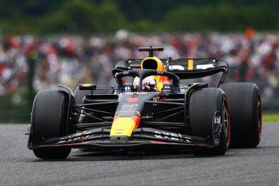 Japanese GP: Max Verstappen makes statement of intent at Suzuka