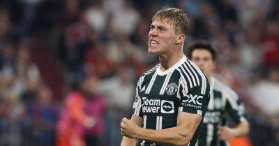 Vincent Kompany - How to watch Burnley vs Manchester United with UK and US TV channel and live stream details - manchestereveningnews.co.uk - Britain - Usa