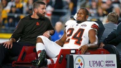 Sources - Browns RB Nick Chubb believed to have torn only MCL - ESPN