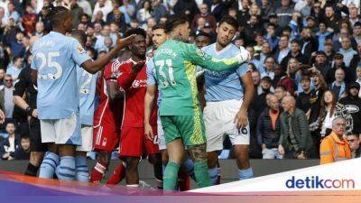 Nottingham Forest - Pep Guardiola - Phil Foden - Rodri Cekik Lawan, Guardiola: Dia Sudah Minta Maaf! - sport.detik.com