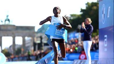 Eliud Kipchoge - Ethiopia's Assefa smashes women's marathon world record in Berlin - channelnewsasia.com - Ethiopia - Kenya
