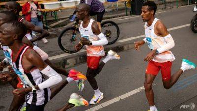 Eliud Kipchoge - Kenya's Kipchoge wins record fifth Berlin Marathon - channelnewsasia.com - Germany - Ethiopia - Kenya - county Marathon