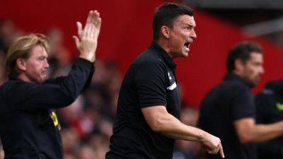 Chop not imminent for Blades boss Paul Heckingbottom