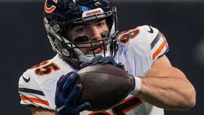 Matt Eberflus - Bears seek ways 'to keep moving forward' after 41-10 loss - ESPN - espn.com - state Missouri - county Bay