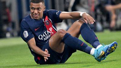 Kylian Mbappe Comes Off Hurt As Paris Saint-Germain Demolish Marseille
