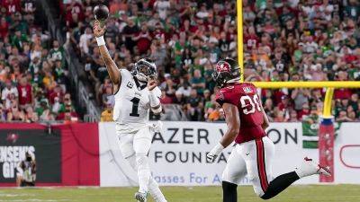 Philadelphia Eagles extend perfect record while the Cincinnati Bengals register their opening win