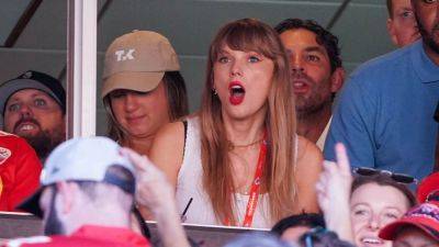 NFL Week 3 review in photos: Taylor Swift watches the Chiefs, 49ers' big day and more