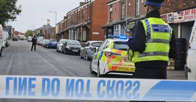 BREAKING: Three arrested and two in hospital after stabbing in Bolton street - updates - manchestereveningnews.co.uk
