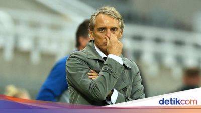 Roberto Mancini - Gabriele Gravina - Presiden FIGC Benarkan Rencana Tuntut Ganti Rugi ke Mancini - sport.detik.com - Saudi Arabia