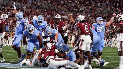 South Carolina allows touchdown despite having 13 men on the field