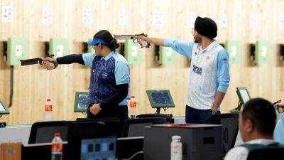 Rohan Bopanna - Lovlina Borgohain - Mirabai Chanu - Murali Sreeshankar - Asian Games 2023 September 30 Live Updates: India Win Silver In 10m Pistol Mixed Event, Tally Now 34 - sports.ndtv.com - India - Pakistan