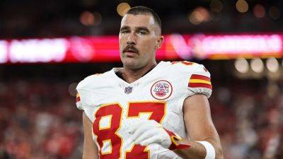 Chiefs' Travis Kelce uncertain to play Week 1 after injuring knee at practice