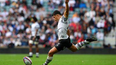 Knee injury rules Fiji playmaker Caleb Muntz out of World Cup