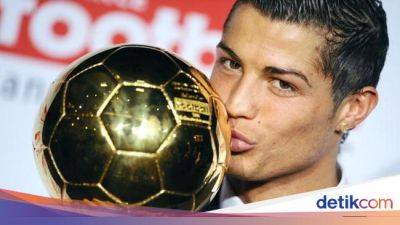 Lionel Messi - Cristiano Ronaldo - Ballon d'Or: Ronaldo Gak Masuk Nominasi Untuk Pertama Kalinya Sejak 2004 - sport.detik.com - France - Portugal - Argentina