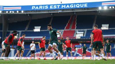 Stephen Kenny - Evan Ferguson - Preview: Injury-hit Ireland braced for daunting task in French capital - rte.ie - France - Netherlands - Ireland - county Republic - Slovakia