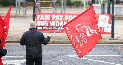Bus strikes OFF as First announces new pay deal is accepted by union - manchestereveningnews.co.uk - county Oldham