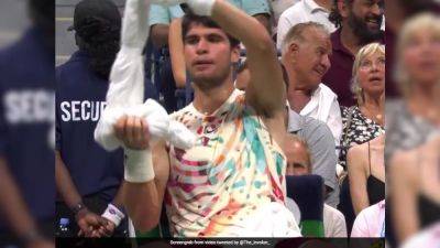 Watch: MS Dhoni Spotted Watching Carlos Alcaraz's Quarterfinal Match Against Alexander Zverev At US Open