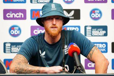 England Cricket - Ben Stokes reveals plan to finally fix troublesome knee injury after World Cup - thenationalnews.com - India