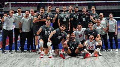 Canada's men's volleyball team advances to semifinals at Continental Championship - cbc.ca - Mexico - Canada - Dominican Republic