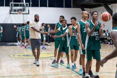 LeBron James holds basketball clinic for young fans in Saudi Arabia - thenationalnews.com - Saudi Arabia