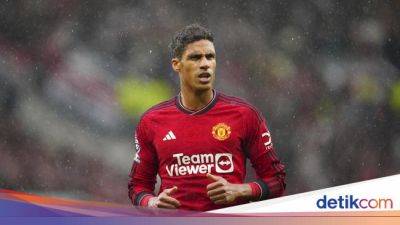 Raphael Varane - MU Tolak Aktifkan Opsi Perpanjangan di Kontrak Varane - sport.detik.com