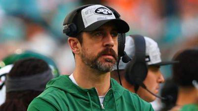 Aaron Rodgers - Donald Trump - Jimmy Kimmel - Megan Briggs - Aaron Rodgers warns those who have an opinion that 'doesn't align with the mainstream narrative' - foxnews.com - county Miami - New York - county Garden