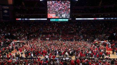 No. 1 Purdue, No. 2 Houston falter in massive college basketball upsets
