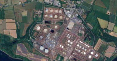 Multiple fire crews tackle large blaze at industrial estate - walesonline.co.uk