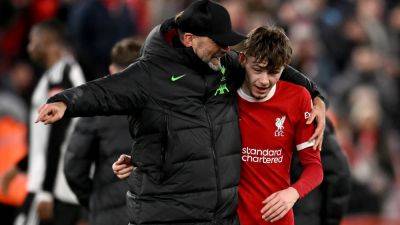 Klopp hails 'exceptional' Bradley after Liverpool revival