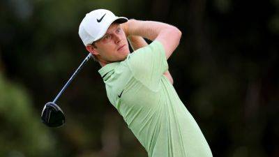 Davis on top at Sony Open, Power needs to improve