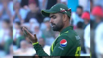 "Pakistan Fielding" Memes Flood Social Media, Thanks To Babar Azam, Iftikhar Ahmed's Dropped Chances