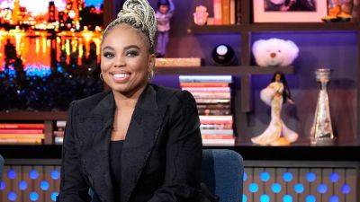Jemele Hill discusses 'disingenuousness of sticking to sports' regarding Aaron Rodgers' ESPN appearances