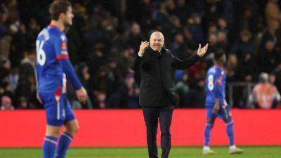 Dyche baffled by Everton's lack of penalties